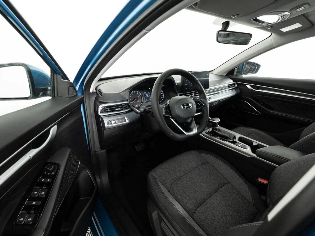 Picture Geely Emgrand 2025 